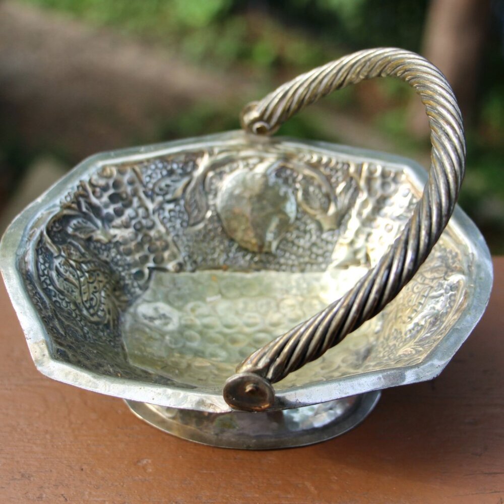 vintage Small silver plated dish with handle